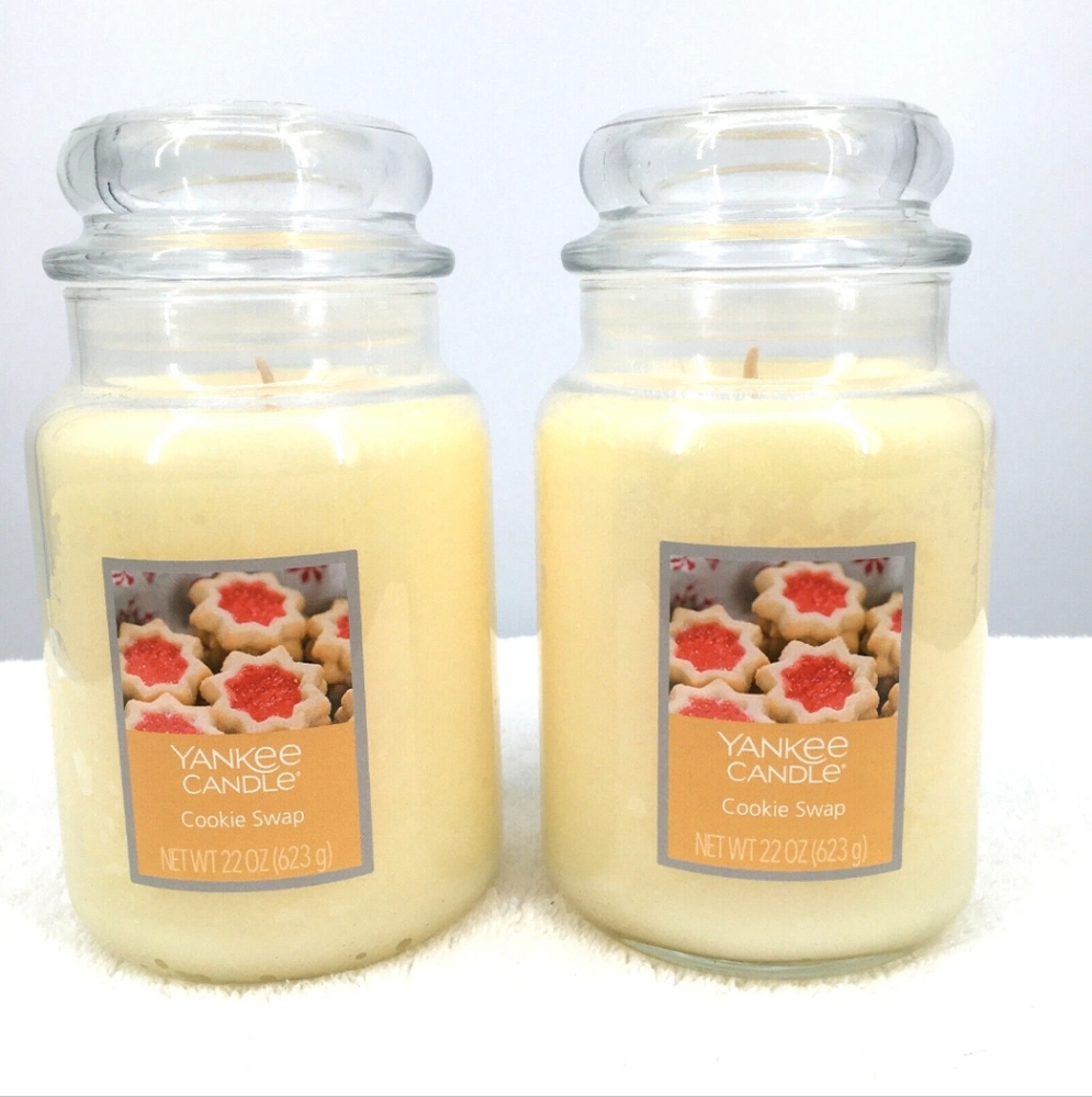 Yankee Candle Cookie Swap 22 oz Large Jar Candle Set of 2 New